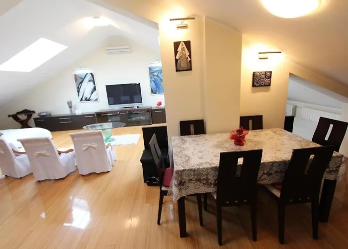 Mattossi 아파트 로비니